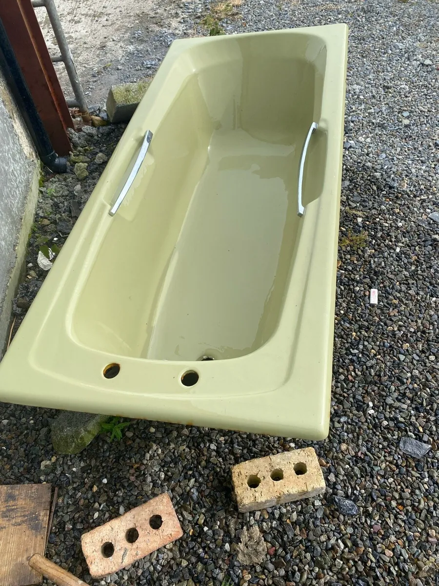 Cast Iron bath - Image 2
