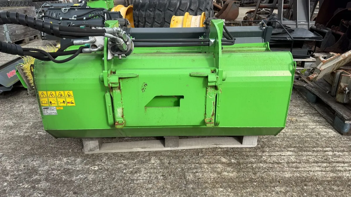 Avant Bucket broom 1500 mm - Unused - Image 2