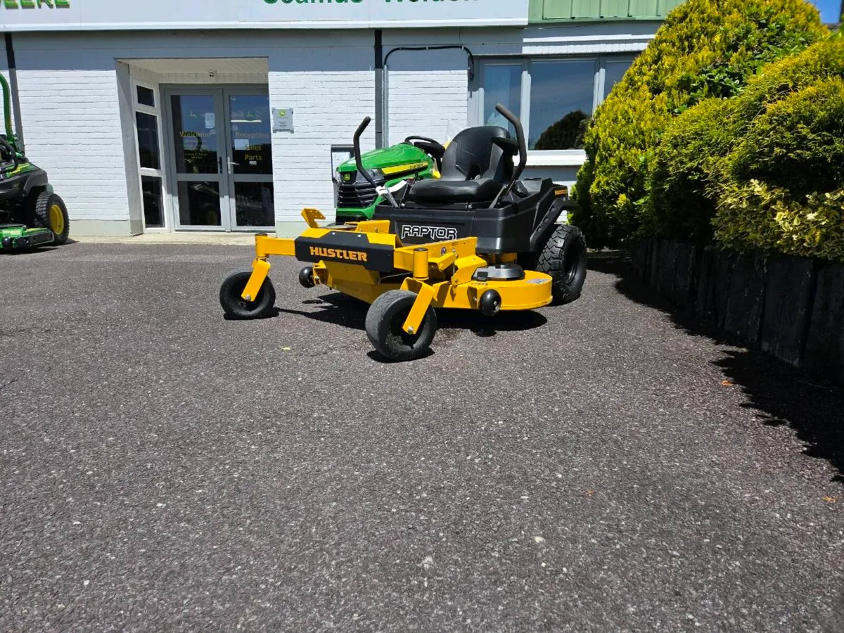 Hustler Raptor X zero-turn mower 54in deck - Image 1
