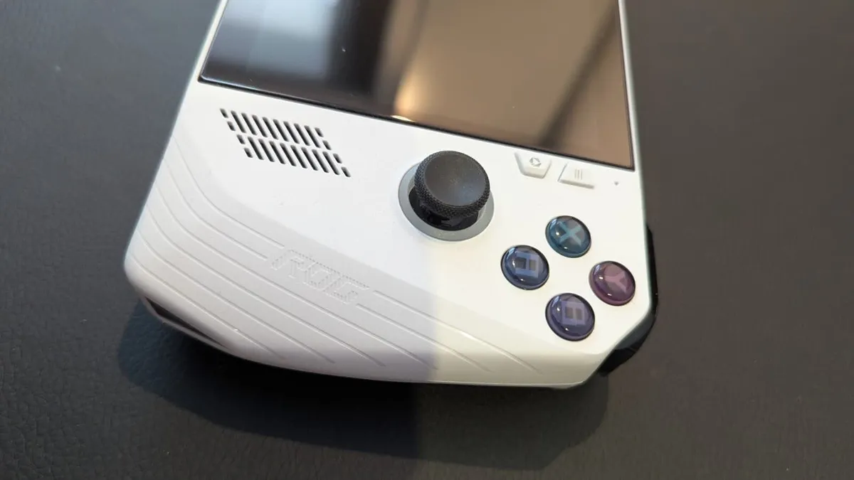 ROG Ally Z1 Extreme - Handheld Console - Image 2