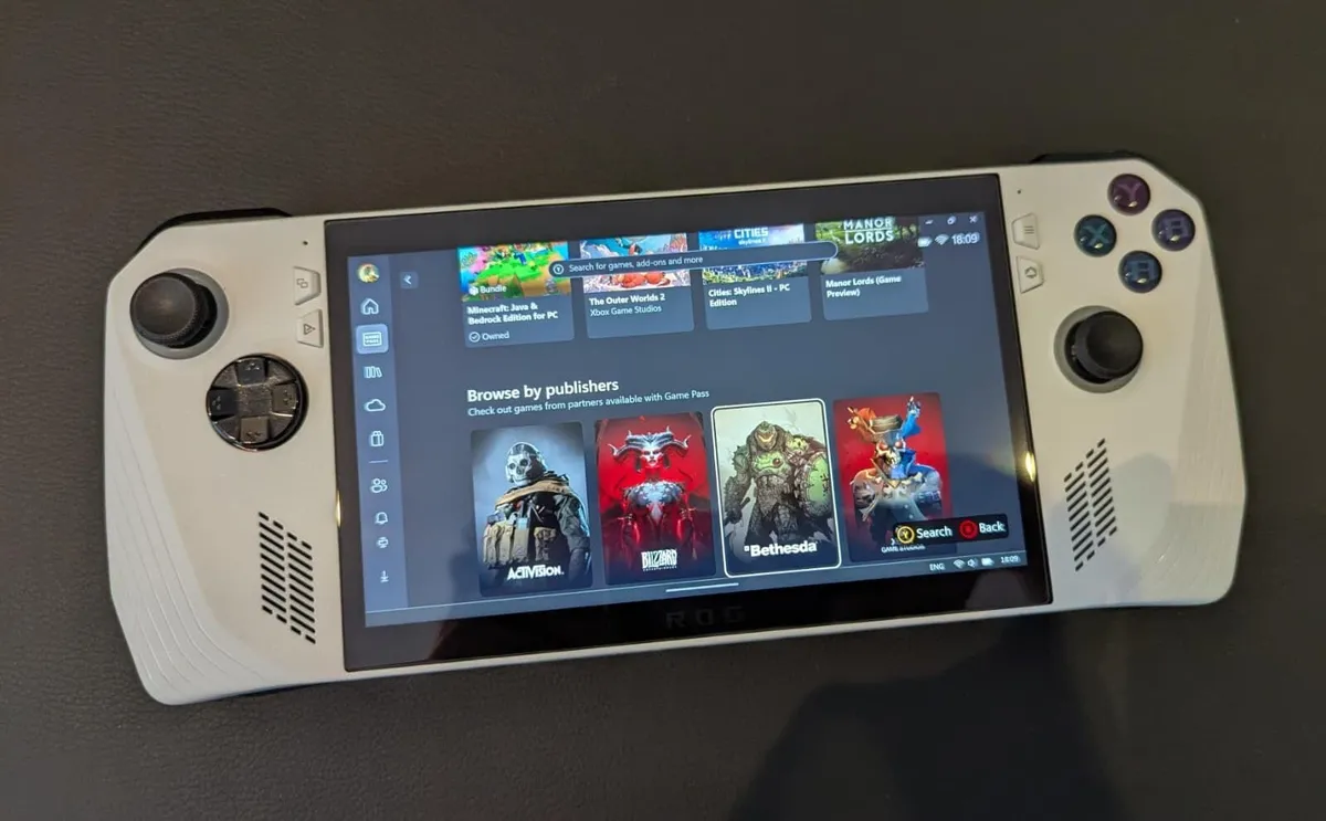 ROG Ally Z1 Extreme - Handheld Console - Image 1