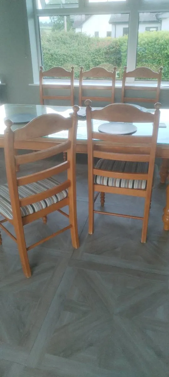 Chairs - Image 3