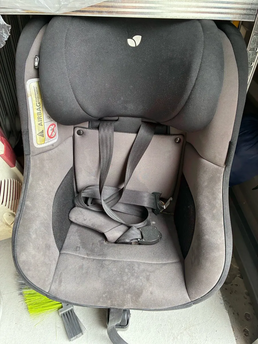 Car seat - Image 2