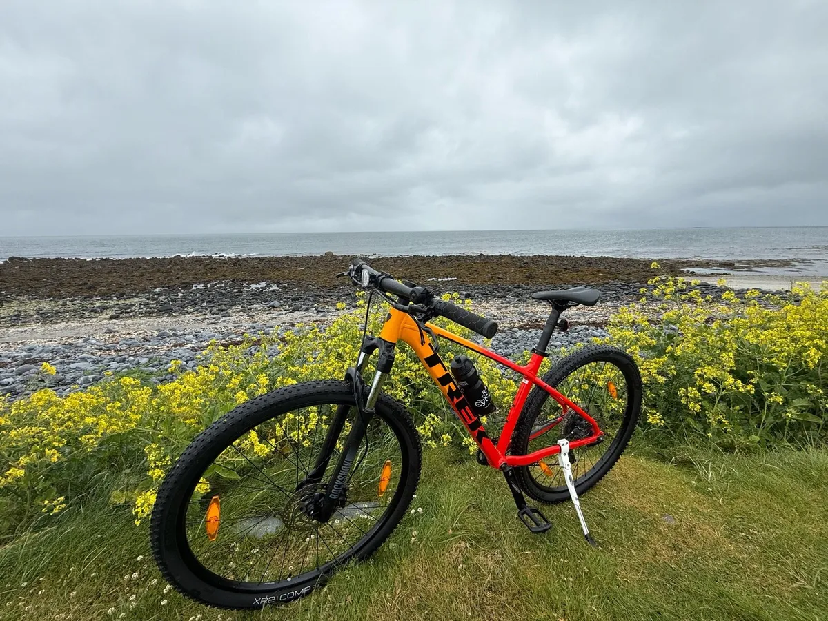 Trek Marlin 7 - Image 1