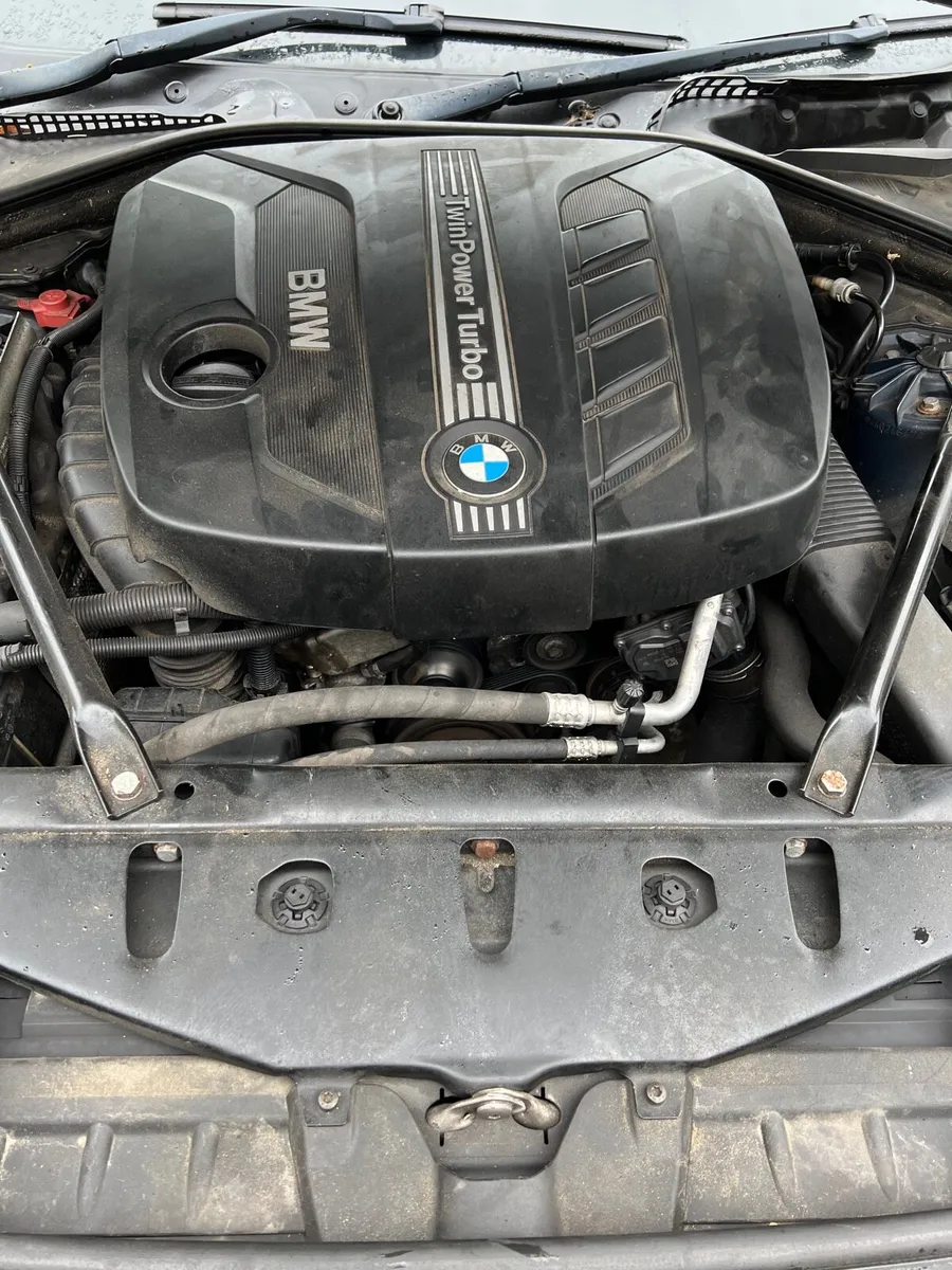 Breaking bmw 520d f10 2012 a76/5 n47d20c - Image 4