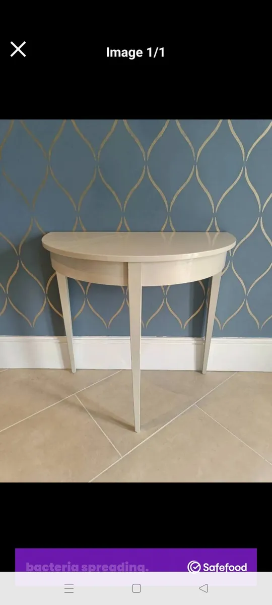 Side table half moon