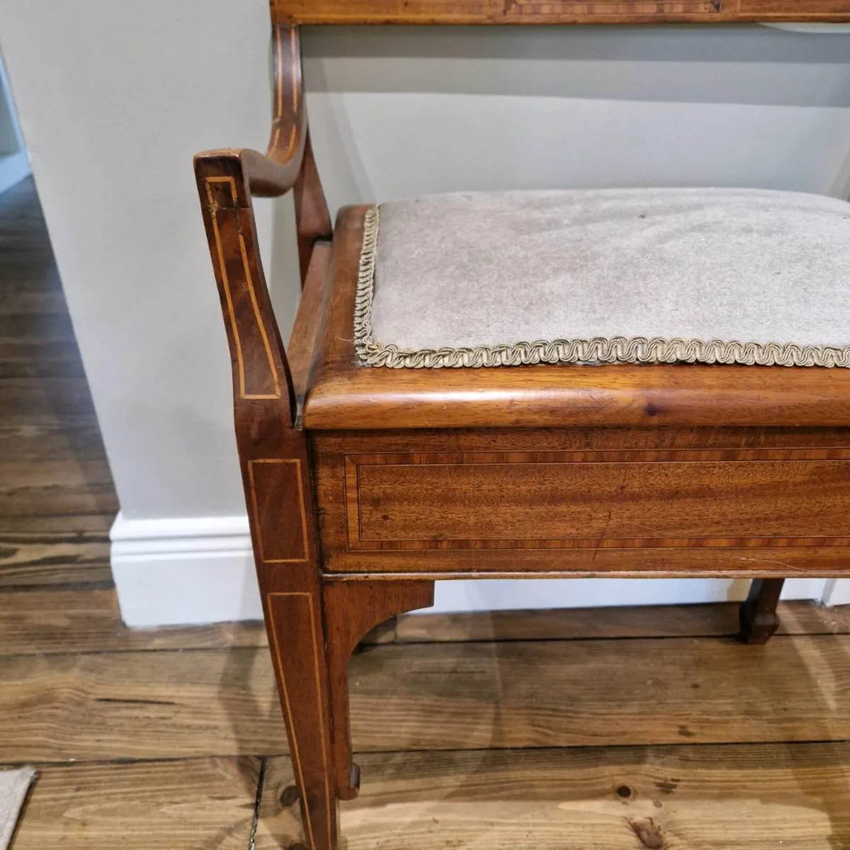 Piano chair - Image 2