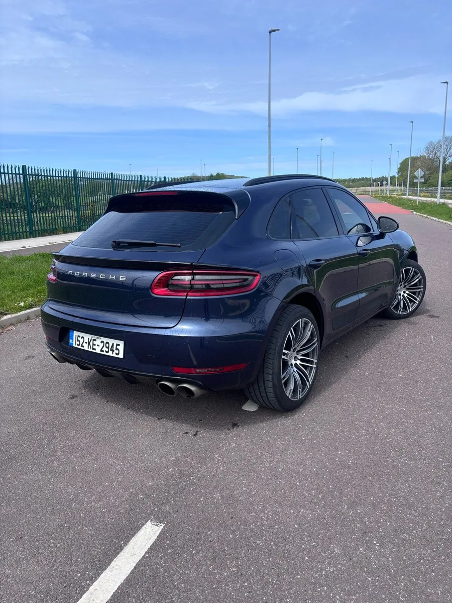 Porshe Macan S Comercial - Image 3