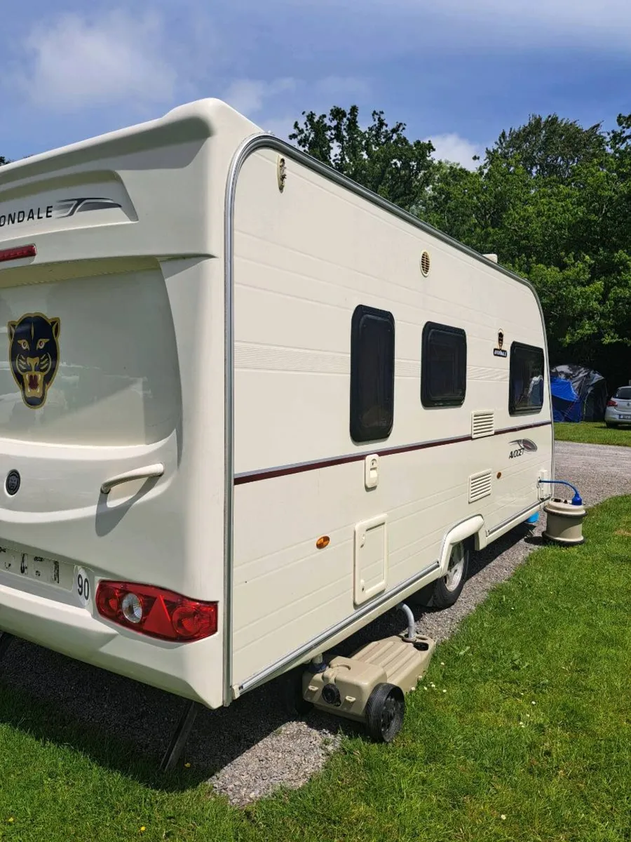 Immaculate 2 berth caravan 2008 - Image 3
