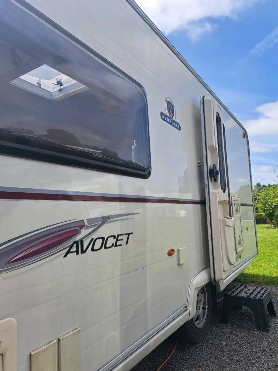 Immaculate 2 berth caravan 2008 - Image 4