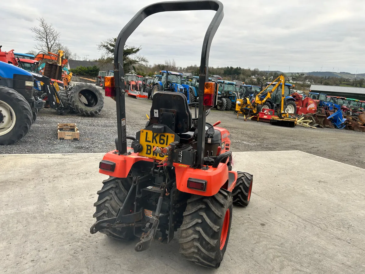 Kubota BX2350 Compact Tractor - Image 3