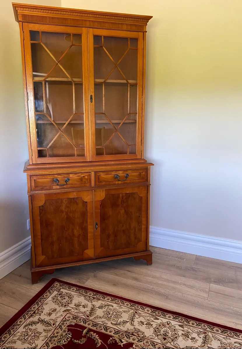 Bookcase - Image 4