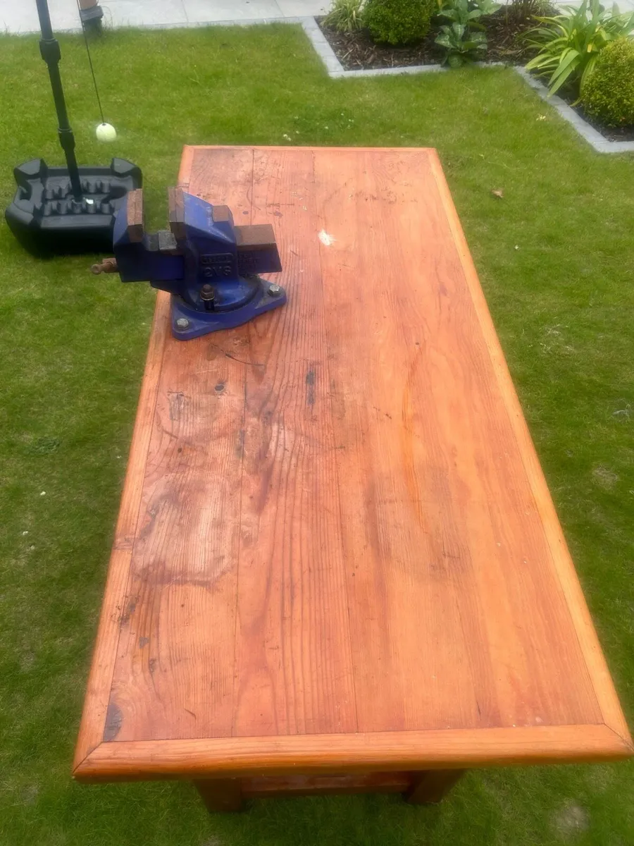 Workbench with vice clamp - Image 2