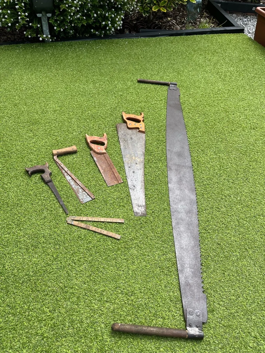 Vintage Hand saw - Image 1