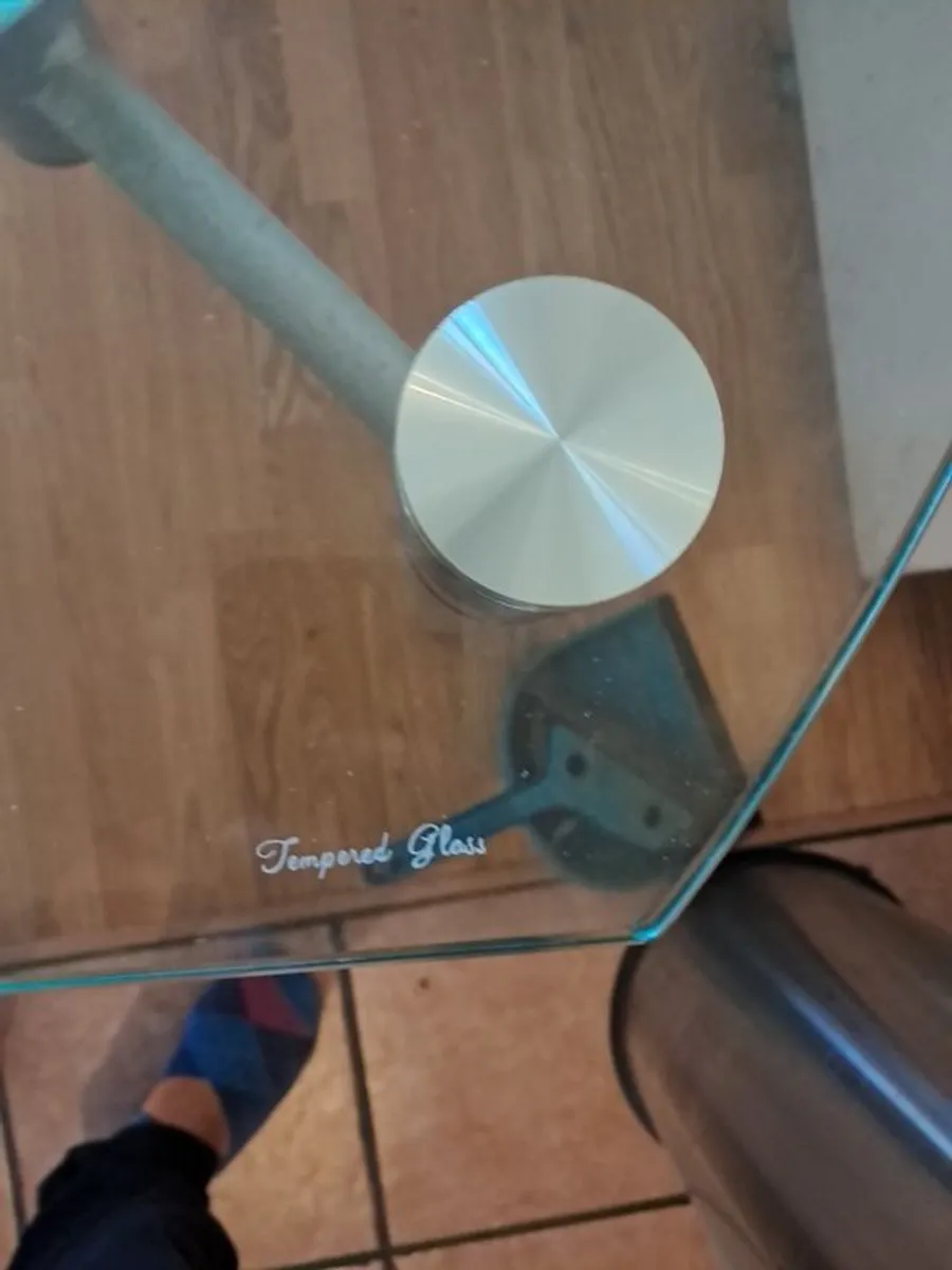 Extending glass table - Image 4