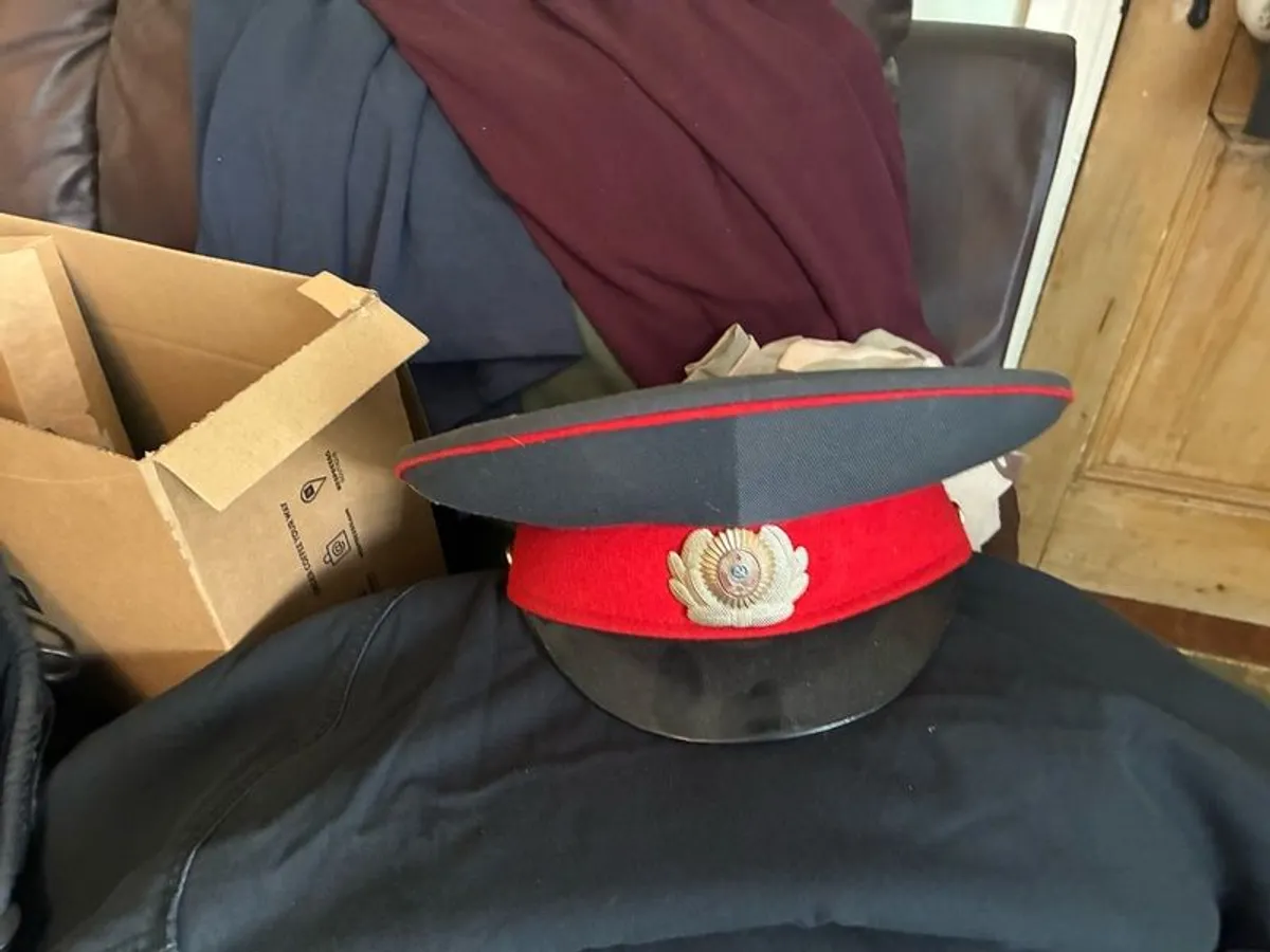 Russian police officers uniform - Image 4