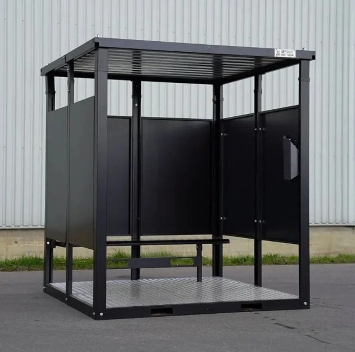 Smoke Shelters - Image 1