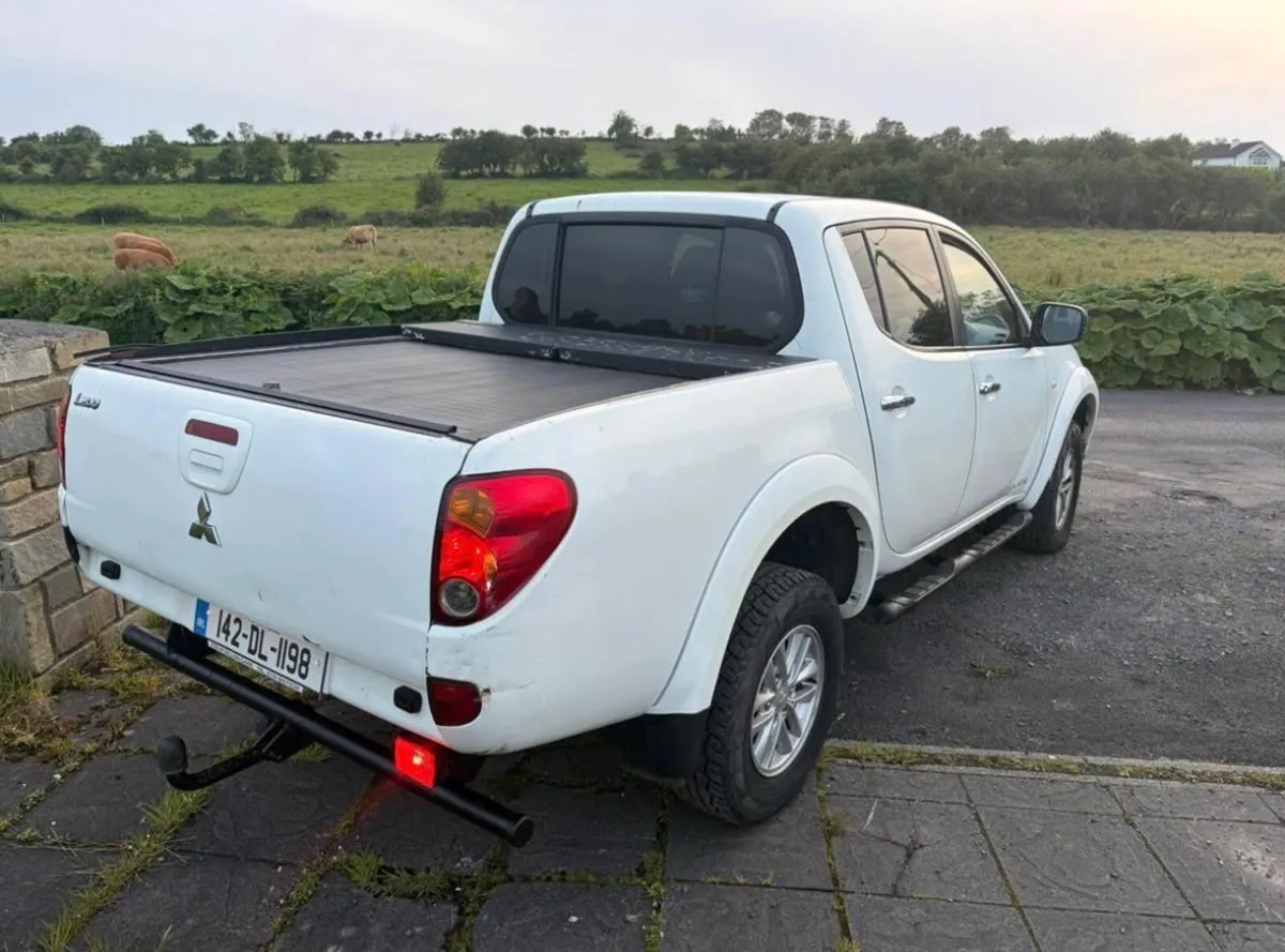 142 Mitsubishi L200 Trojan 4X4, 2.5 - Image 4