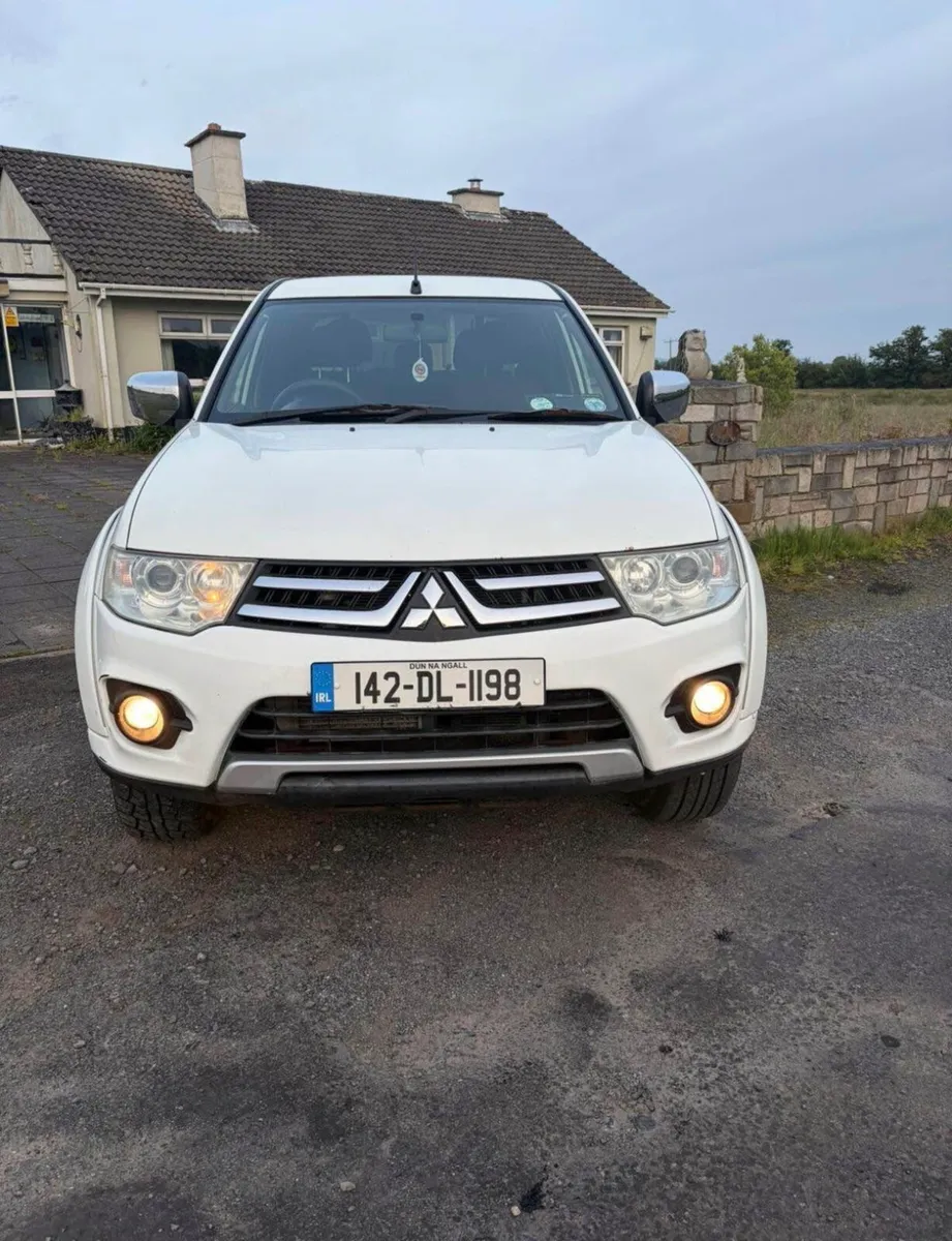 142 Mitsubishi L200 Trojan 4X4, 2.5 - Image 3