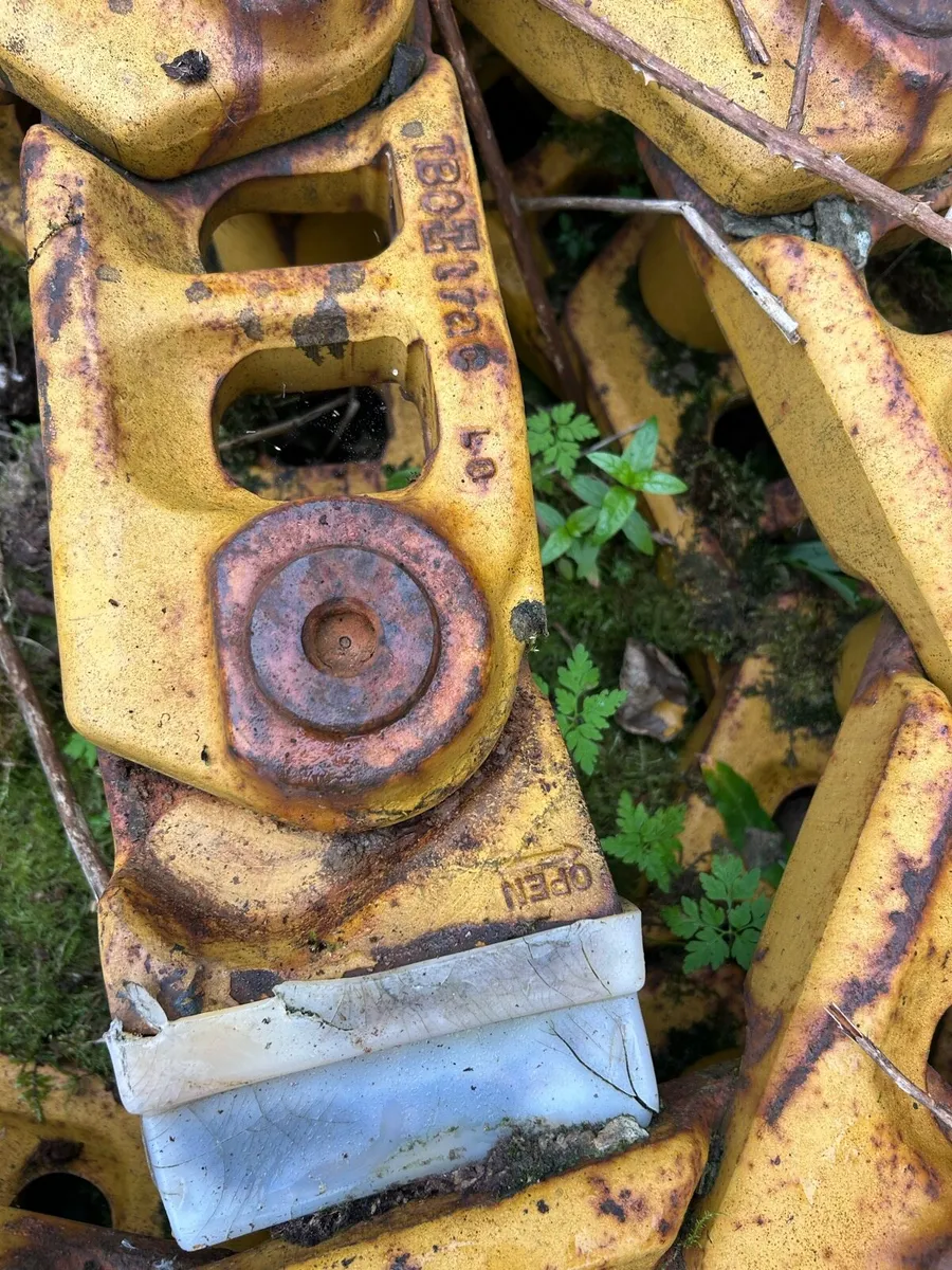 NEW CATERPILLAR D8K CHAIN OR KOMASTU 155 - Image 3