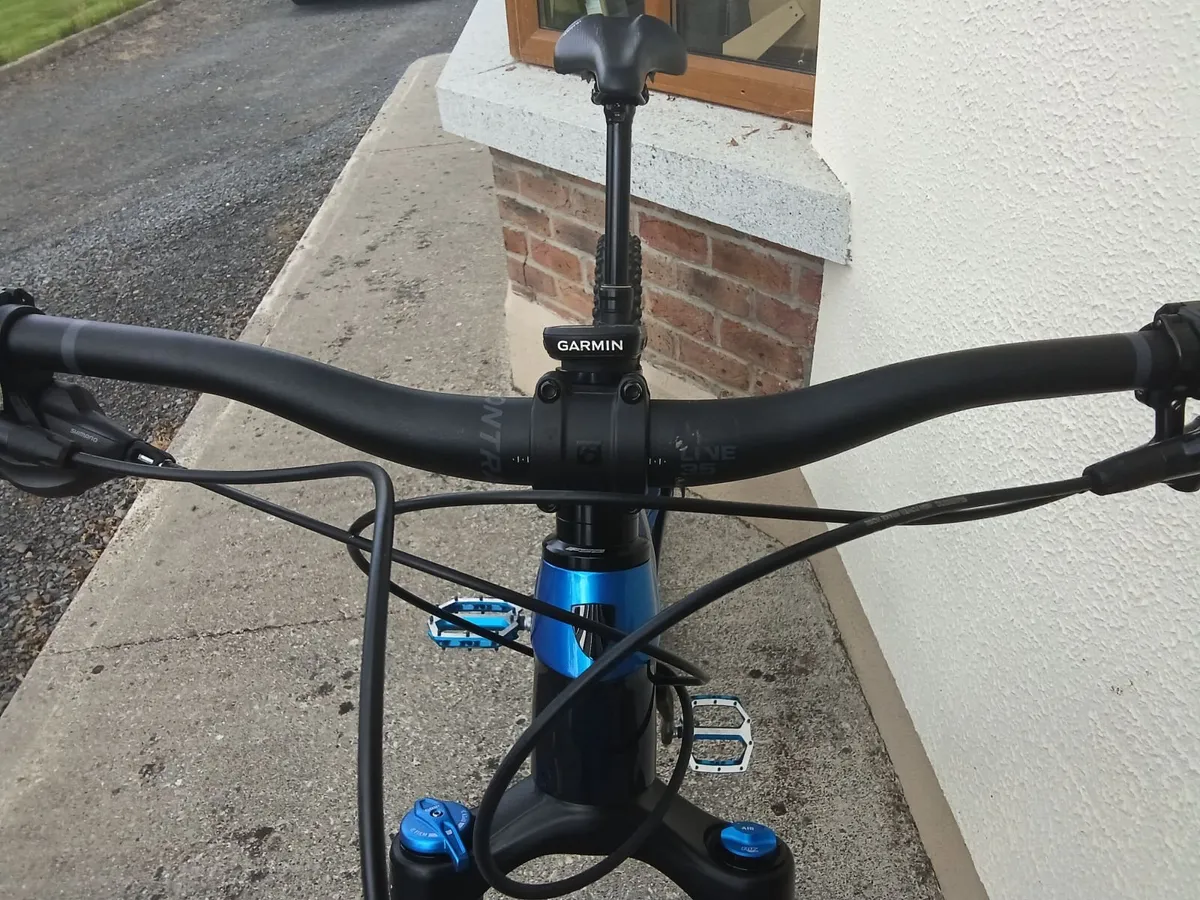 Trek Fuel EX 8 Full Suspension MTB size L - Image 4