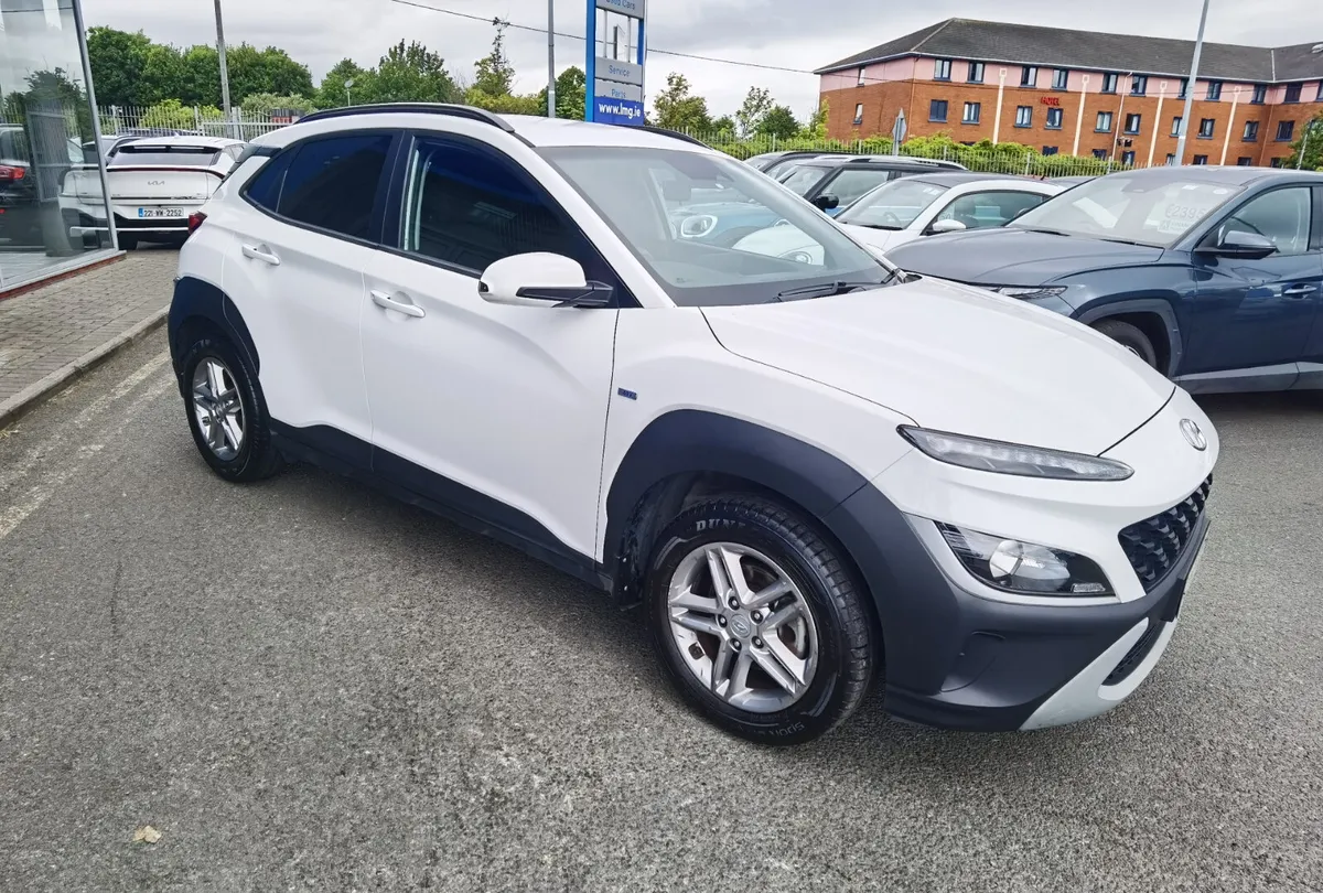 HYUNDAI KONA 1.6 COMFORT COMMERCIAL €11341 INC VAT - Image 3