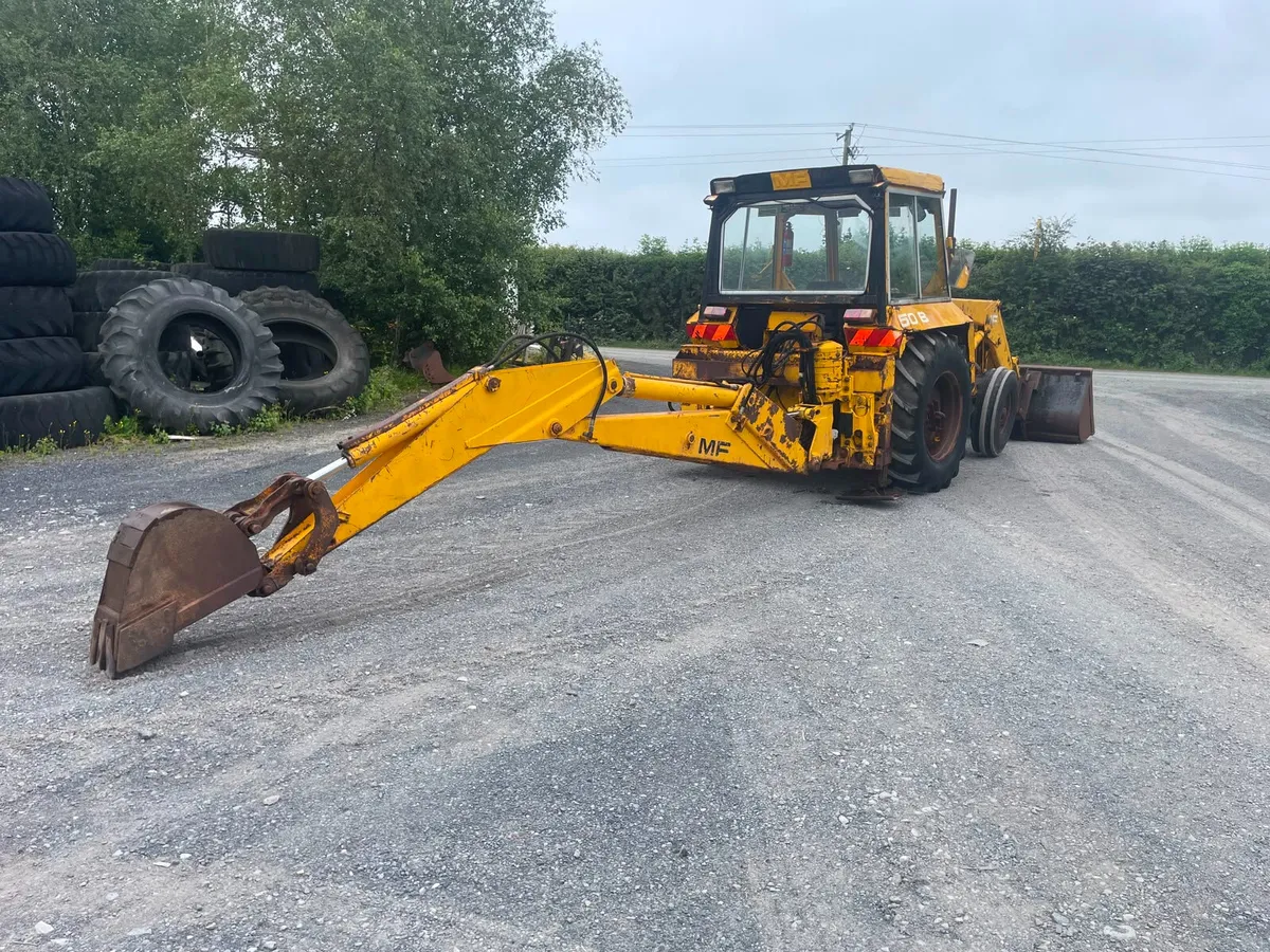 Massey Ferguson 50B Digger Loader - Image 4