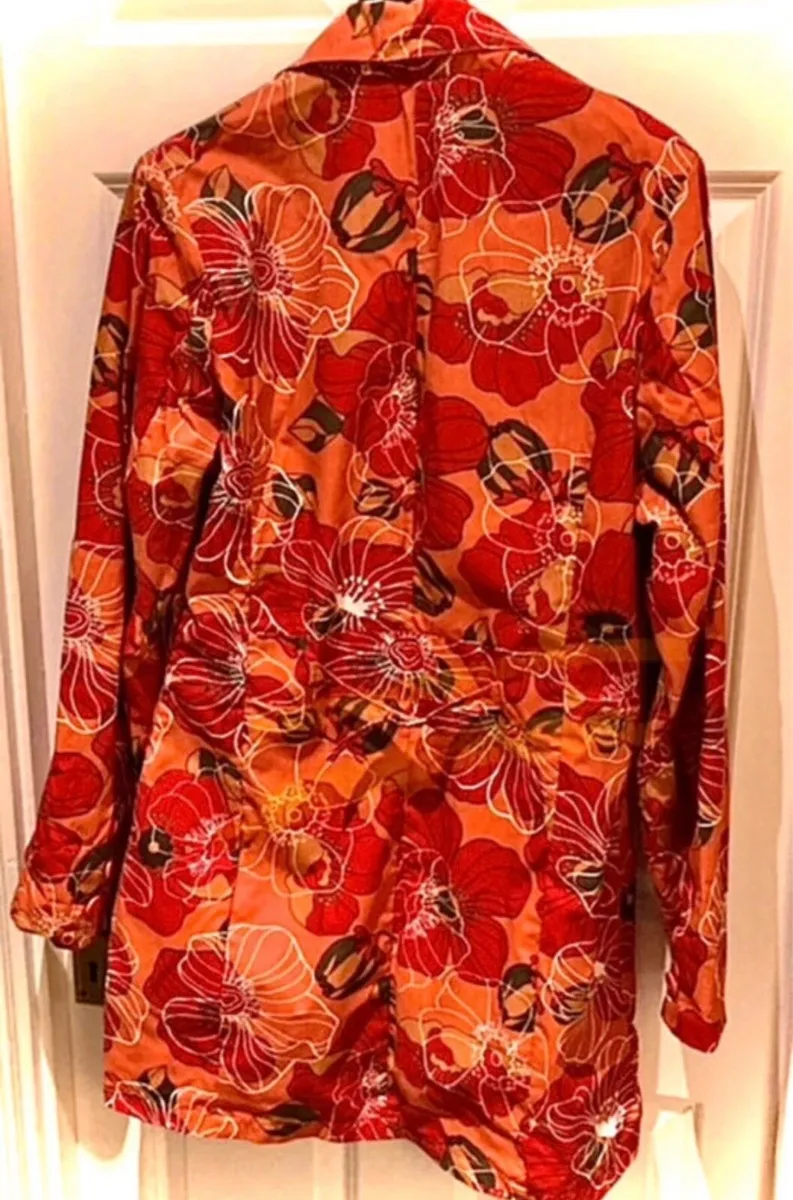 Lightweight Floral Above-the-Knee Statement Jacket - Image 3