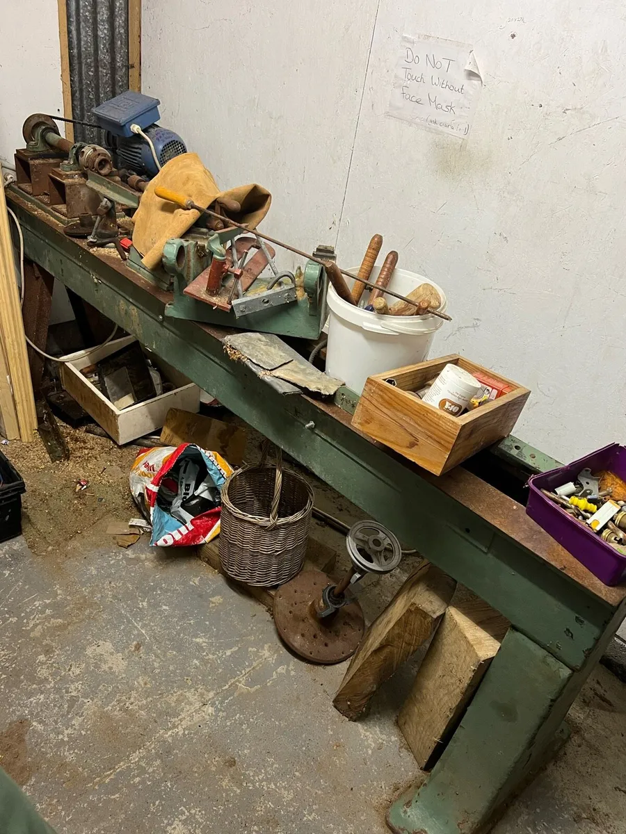 Old style lathe - Image 1