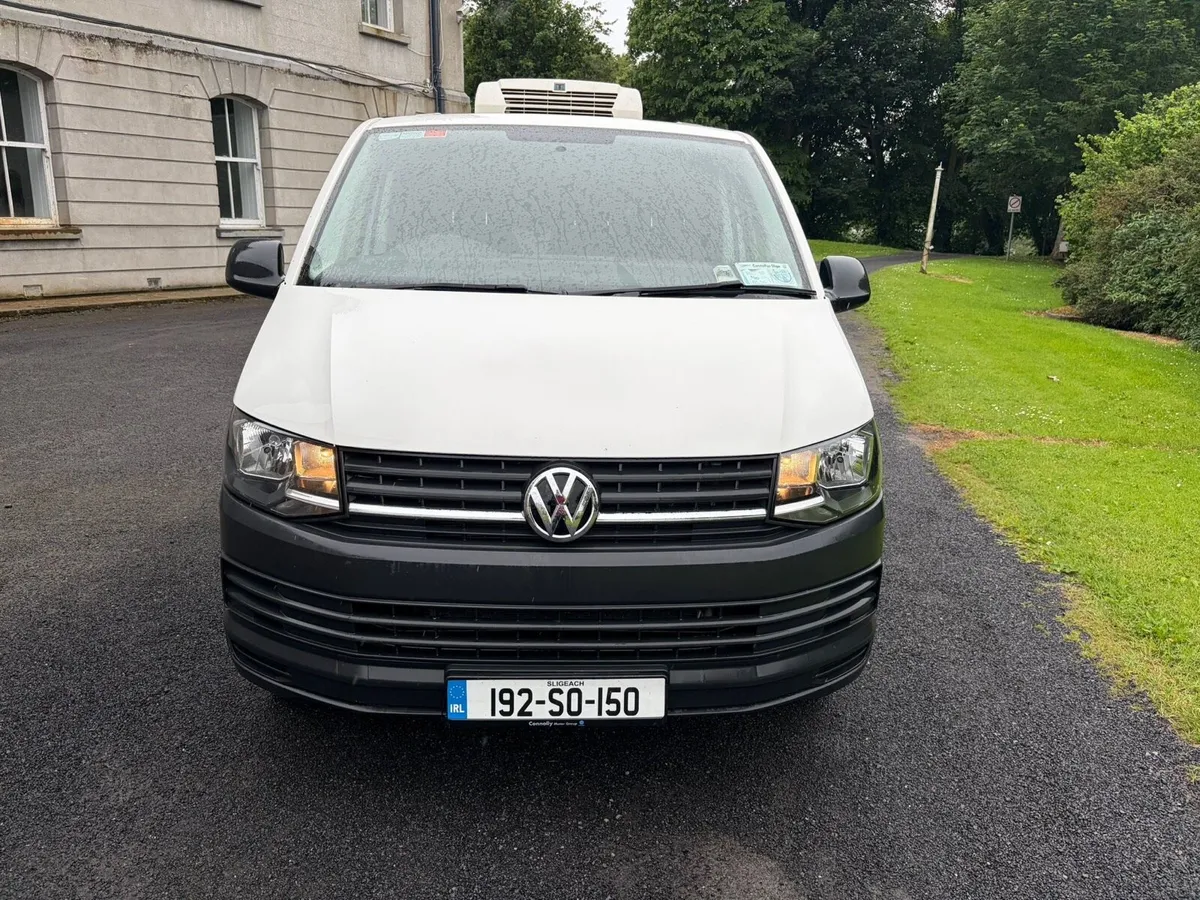 2019 (Volkswagen Transporter) 2.0 TDI - Image 2