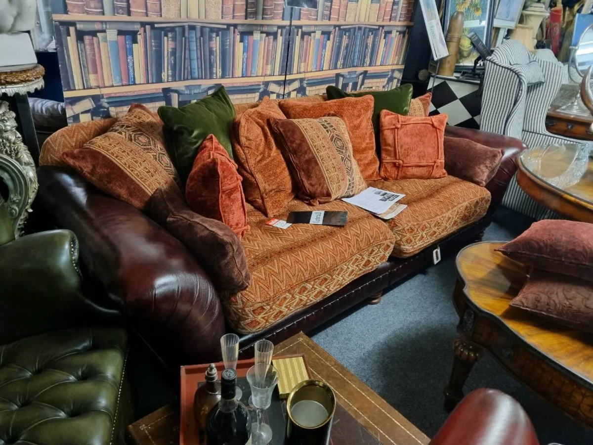 Tetrad sofa