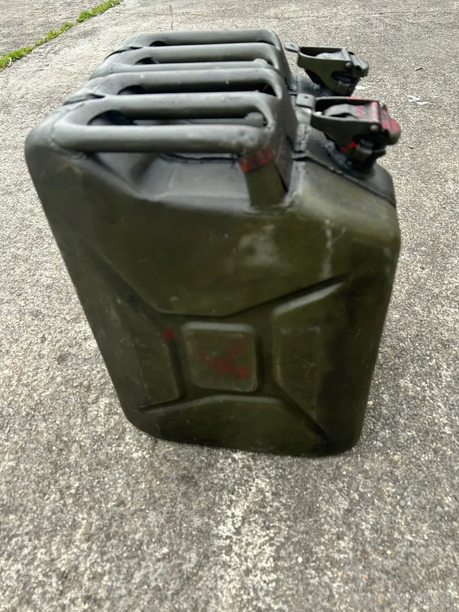 Old Army heavy duty Jerry Fuel cans - Image 3