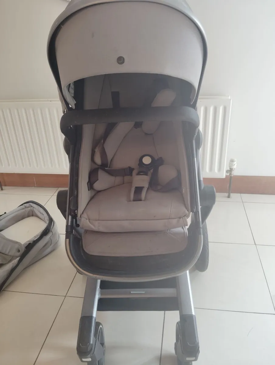 Pram/Pushchair - Image 4