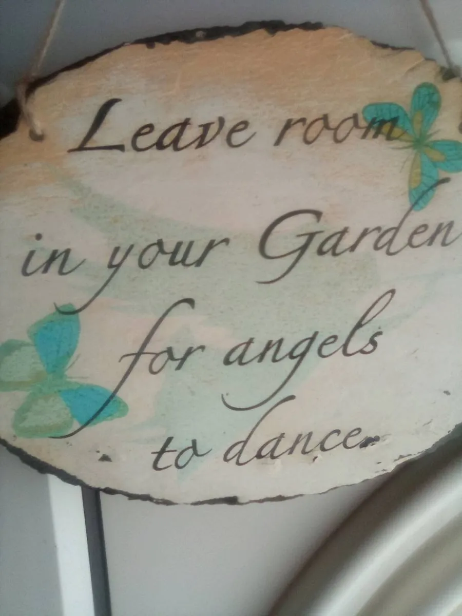 GARDEN.   PLAQUE.   ON.  STONE.  SLATE - Image 3