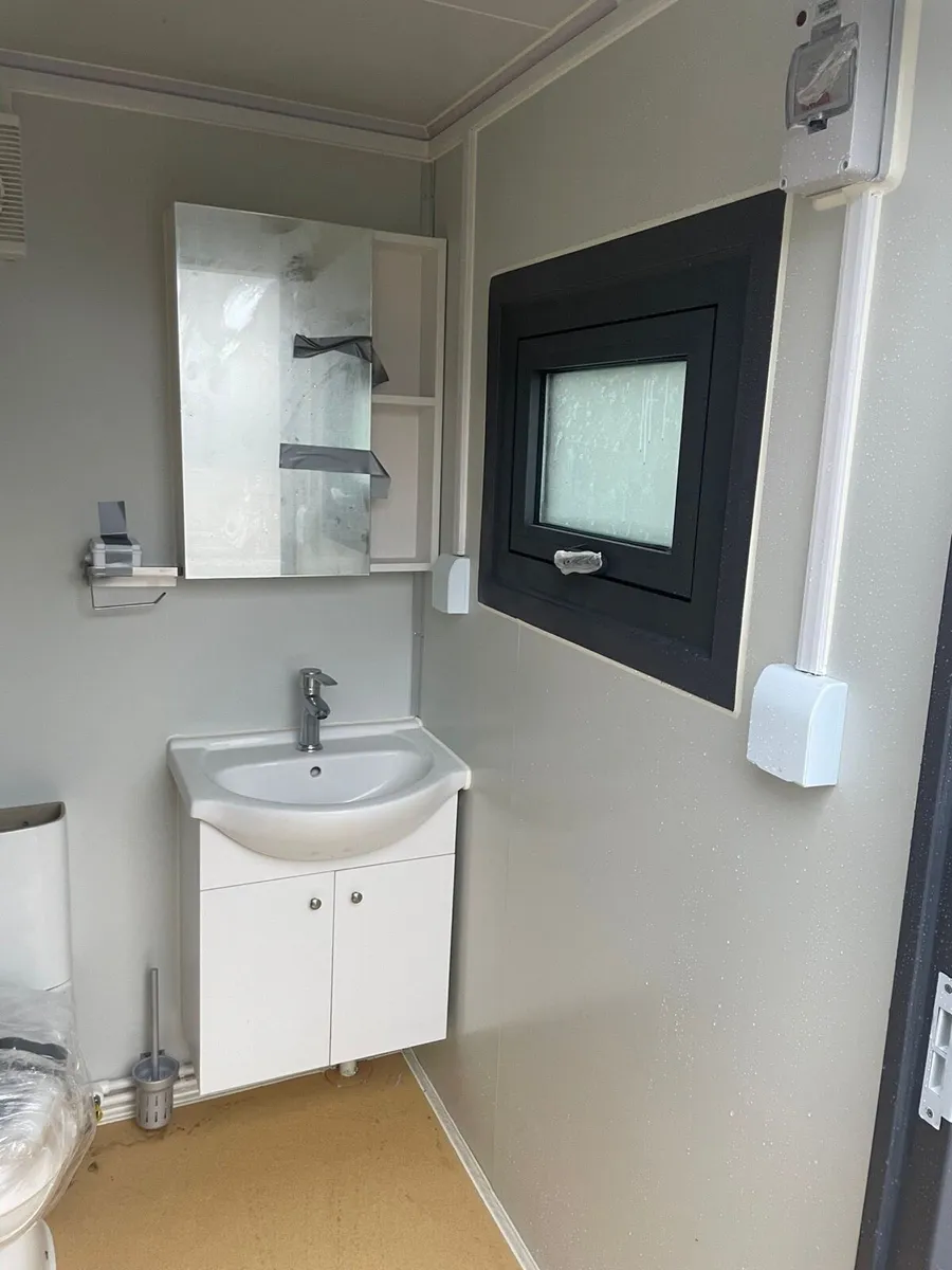 Shower Toilet unit - Image 2