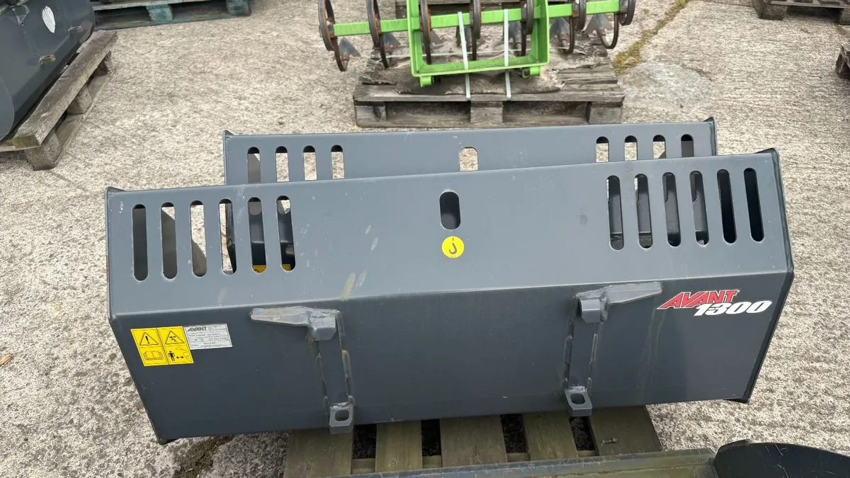 Avant General Bucket, 300 L - Unused - Image 3
