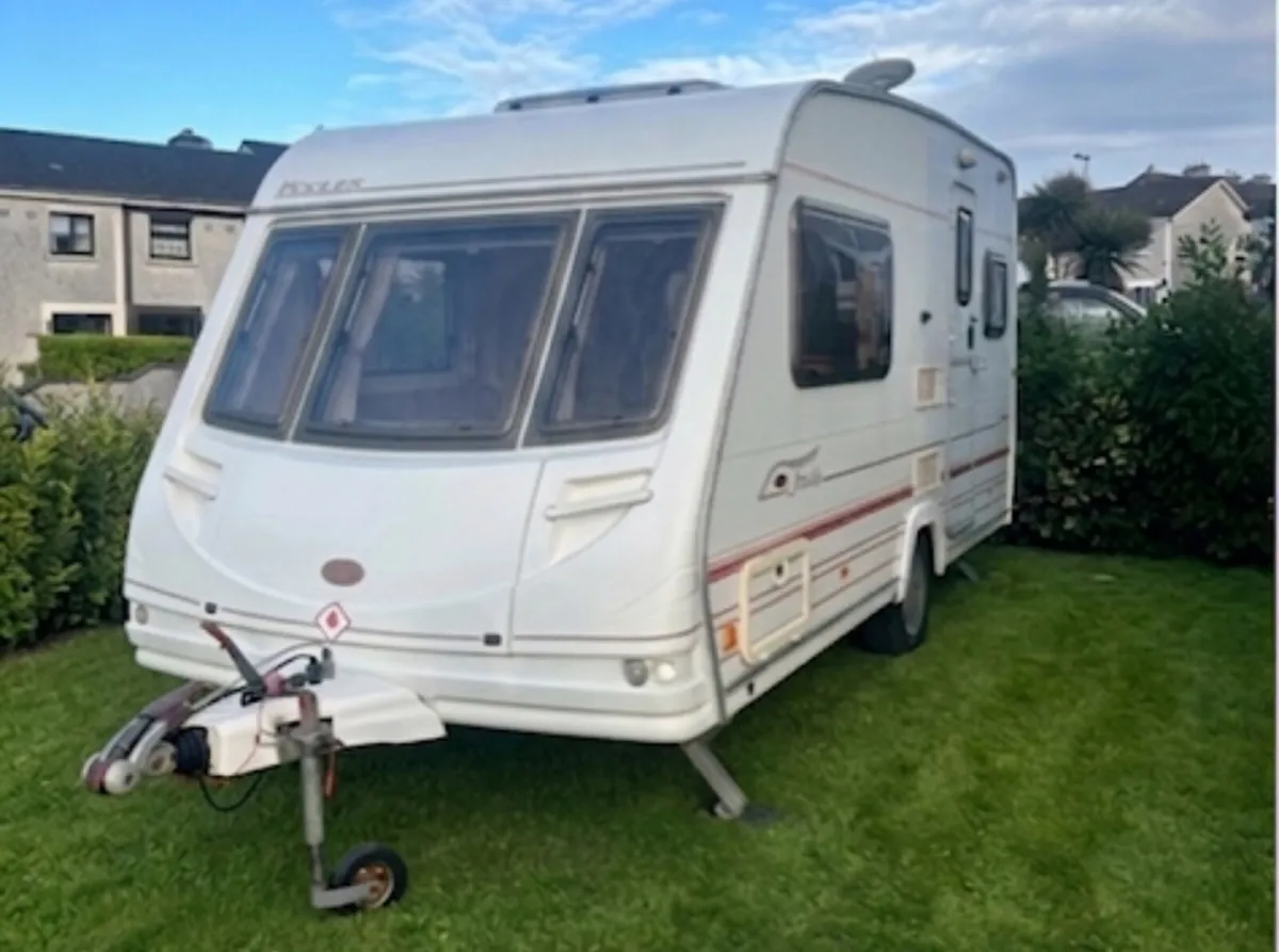 Sterling Eccles & air awning for sale - Image 2