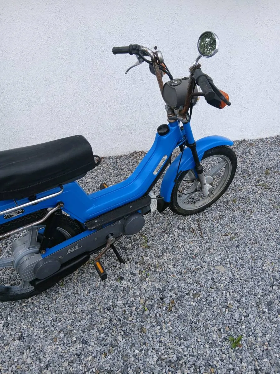Moped - Image 3