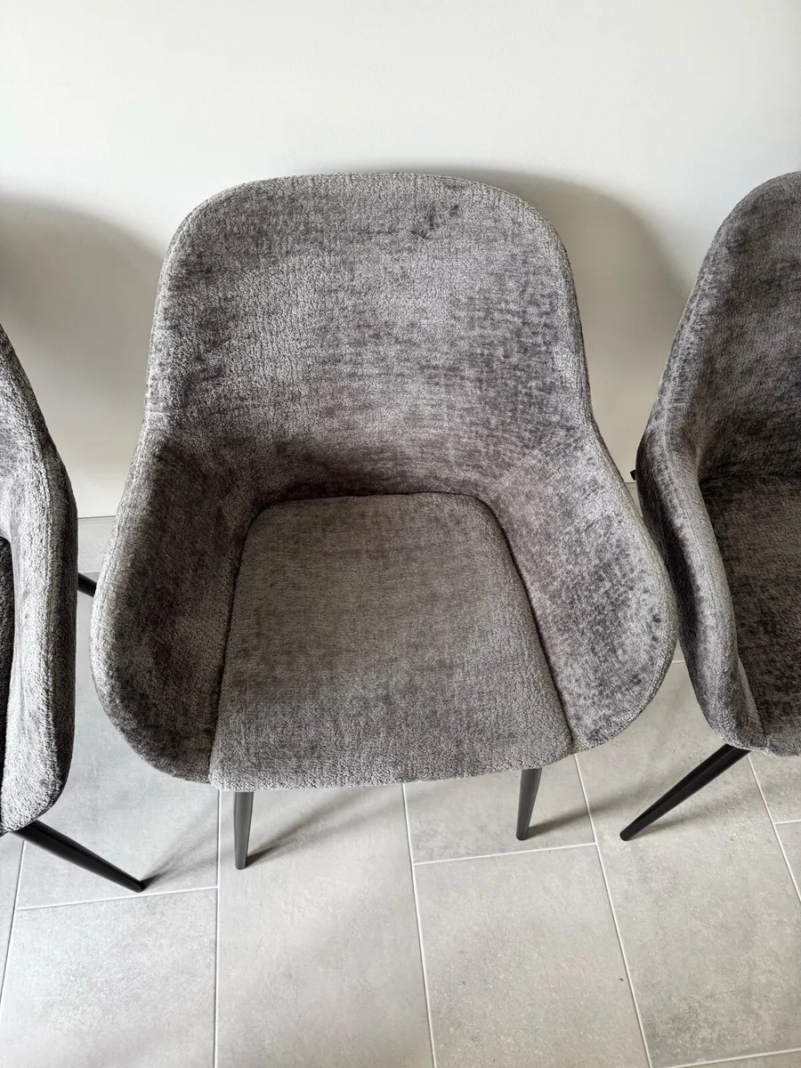 6 KAVE Chairs for Sale - Great Condition - Image 2