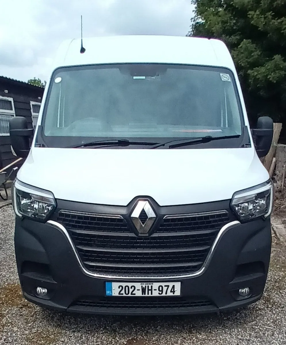 Renault Master 2020 - Image 1
