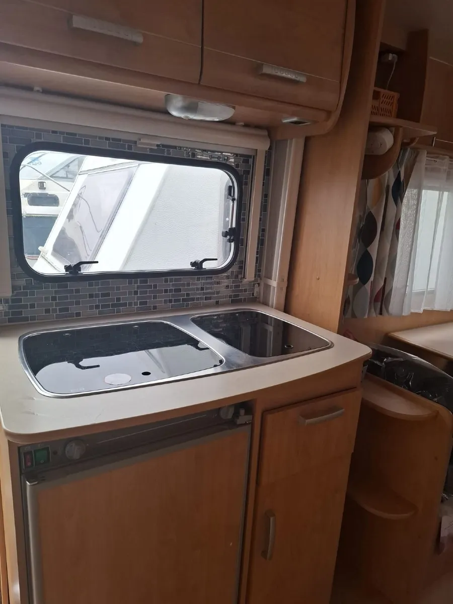 Caravan hire - Image 3