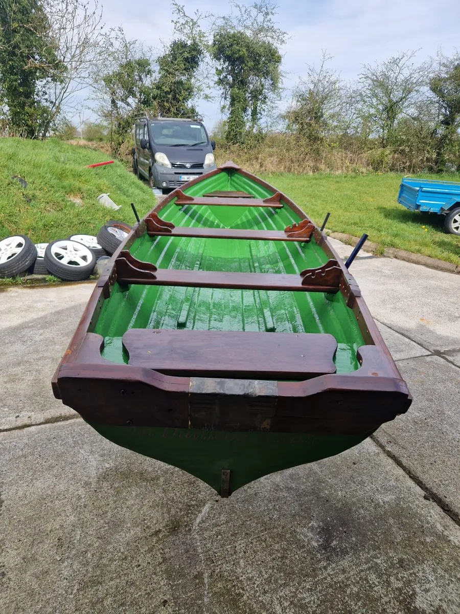 19ft Lake Boat - Image 1