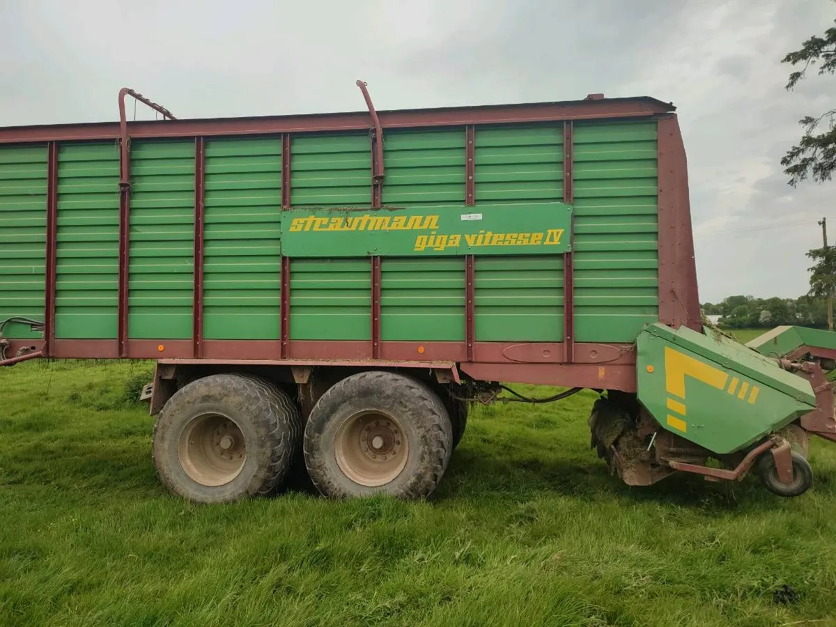 Silage wagon - Image 2
