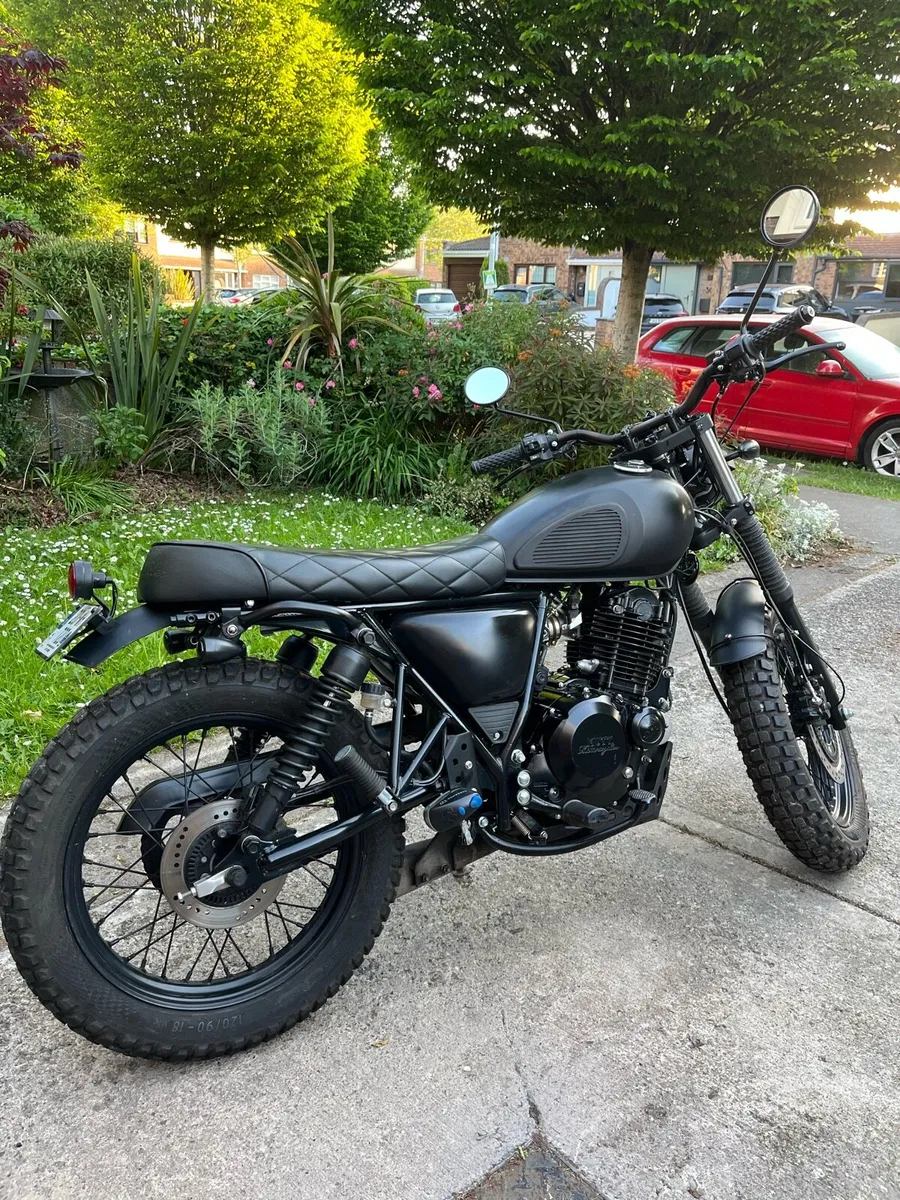 Mutt Sabbath 250 Motorcycle - Image 4