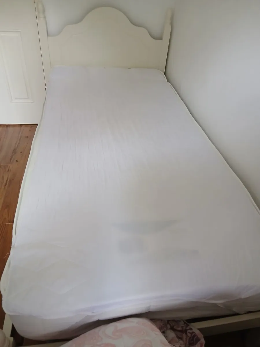 Single Bed REDUCED - Image 2