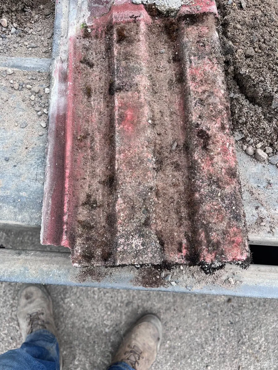Roof tiles - Image 2