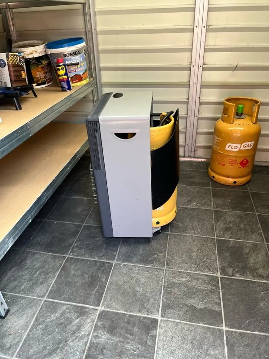 Super Ser Gas heater with two bottles free - Image 2