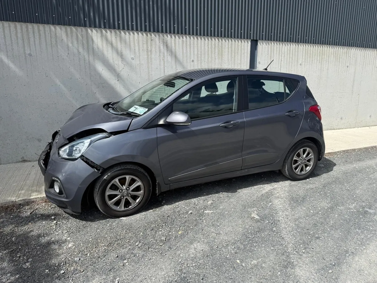 2016 Hyundai i10 1.0 Petrol - Image 2