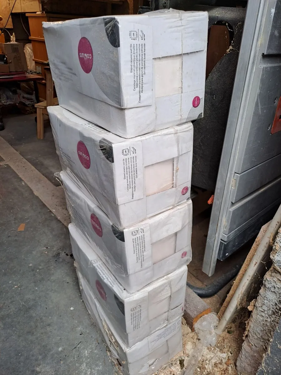 Free: 5 boxes white glazed Tiles (15cmsX15cms) - Image 1