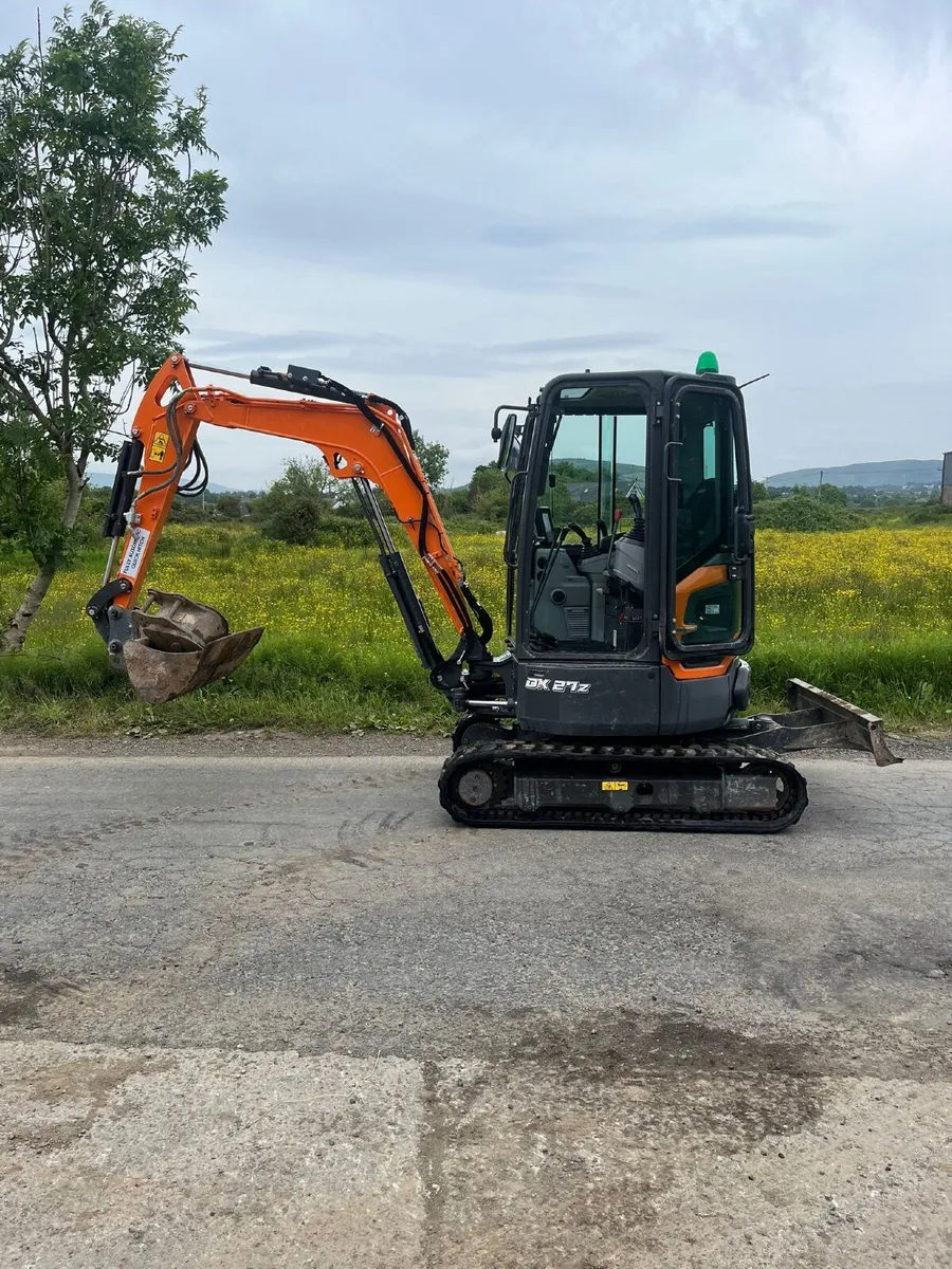 Doosan mini diggers - Image 2